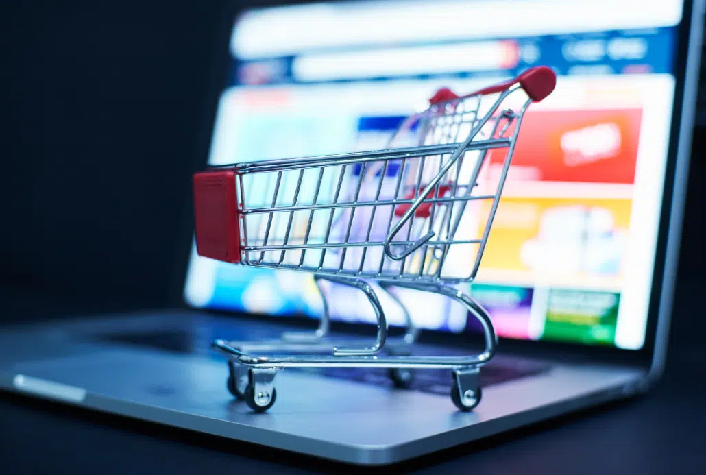 How Acumatica Helps Retailers Manage Inventory Across Channels